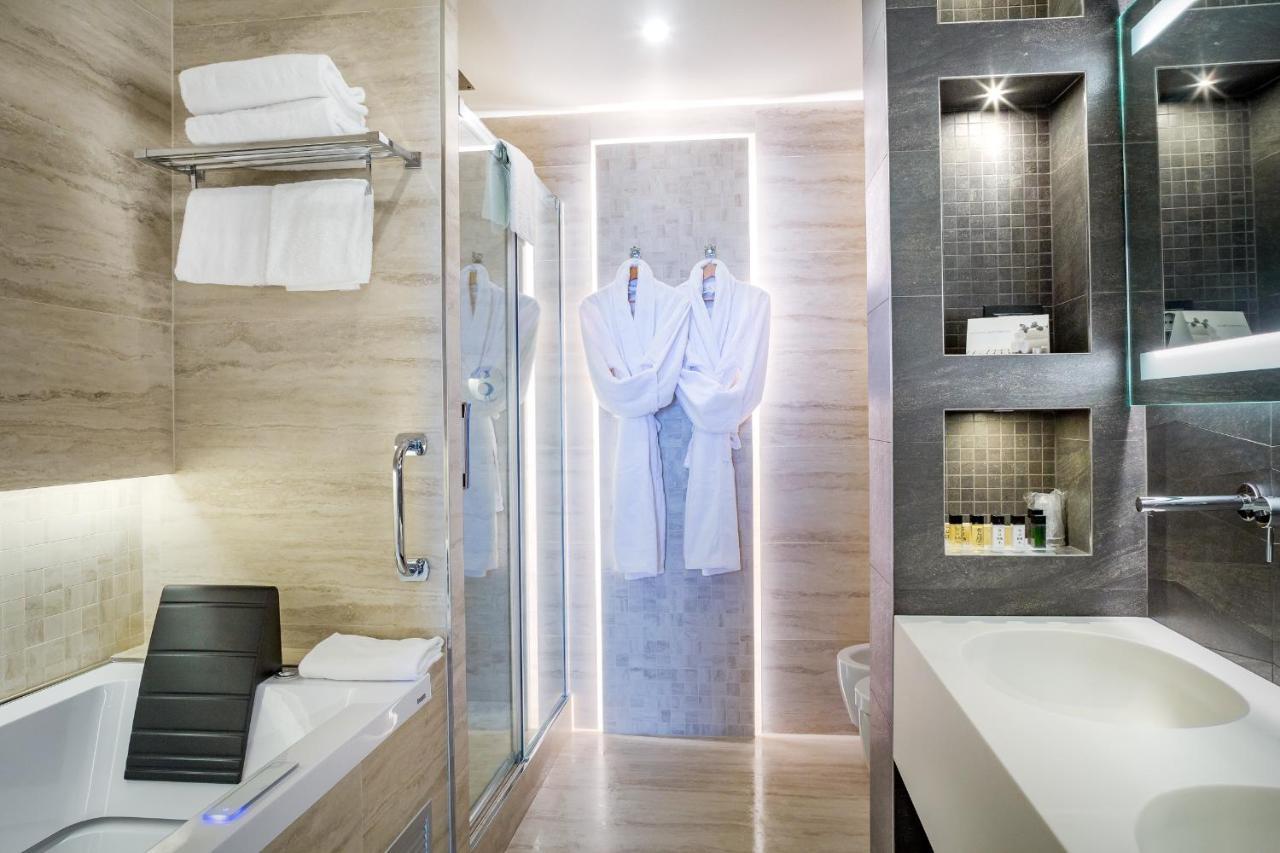 Deluxe Junior Suite River View