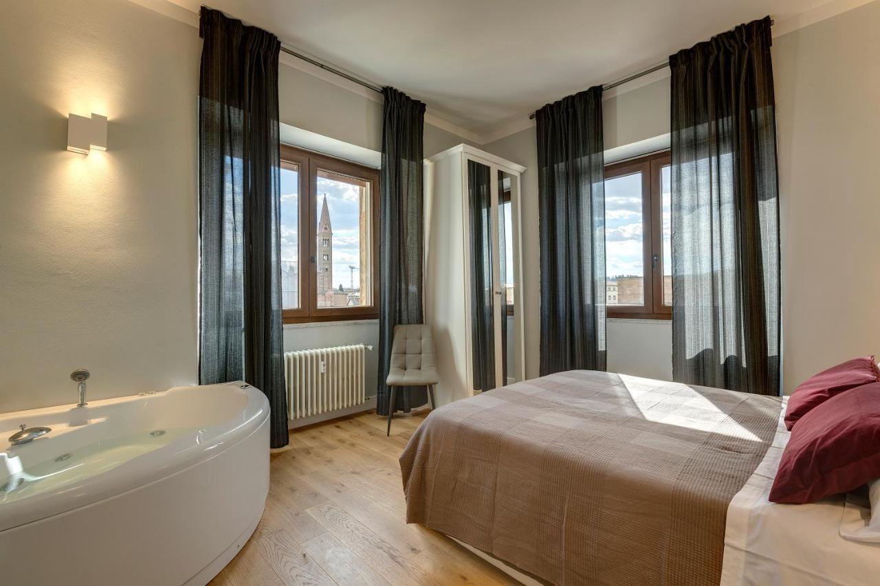 Suite City View