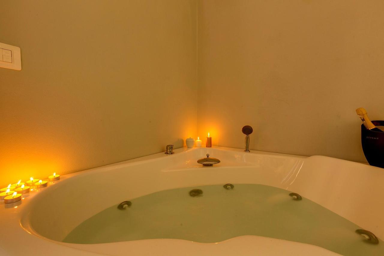 Suite Spa Bath