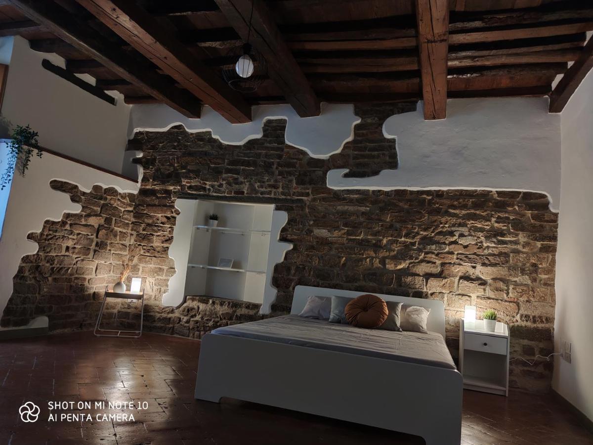 Queen Room with Shared Bathroom