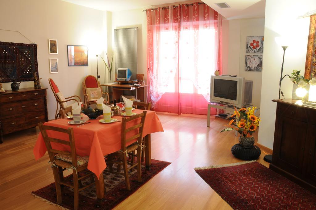 Double or Twin Room with Shared Bathroom