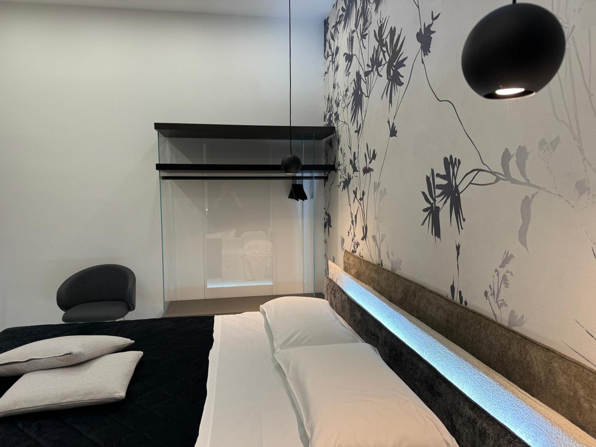 Deluxe Suite Spa Bath