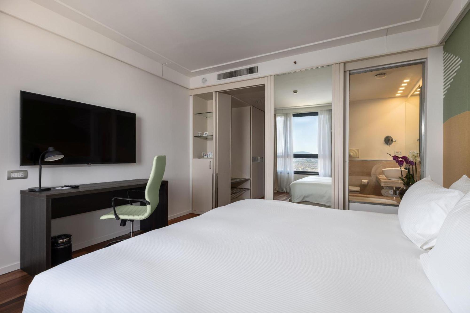 King Guest Room