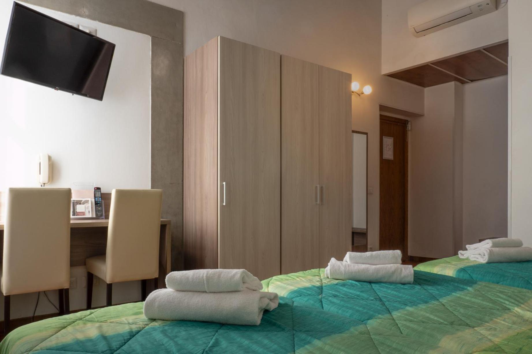 Classic Triple Room