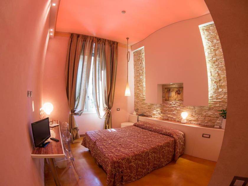 Deluxe Double Room with Garden Access