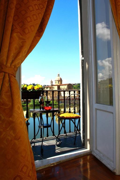 King Suite with Balcony and River View