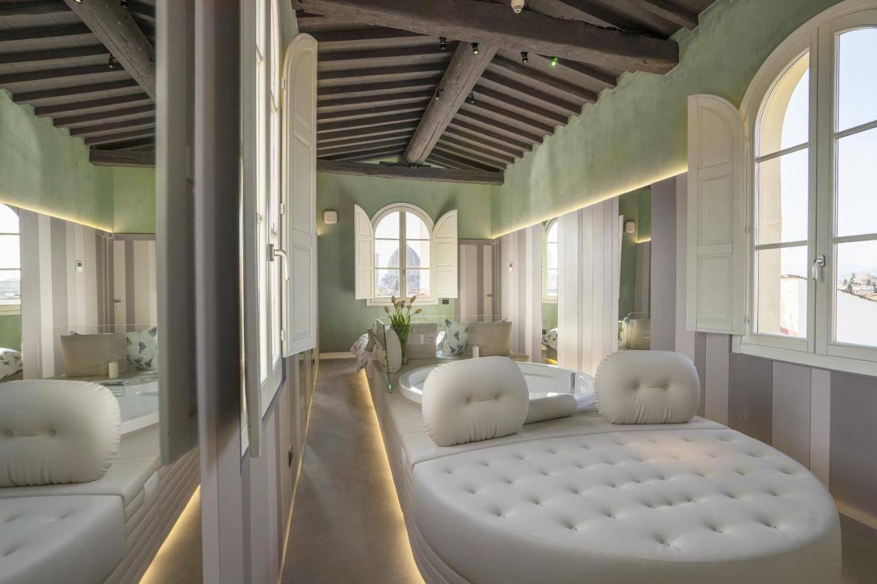 Penthouse Apartment