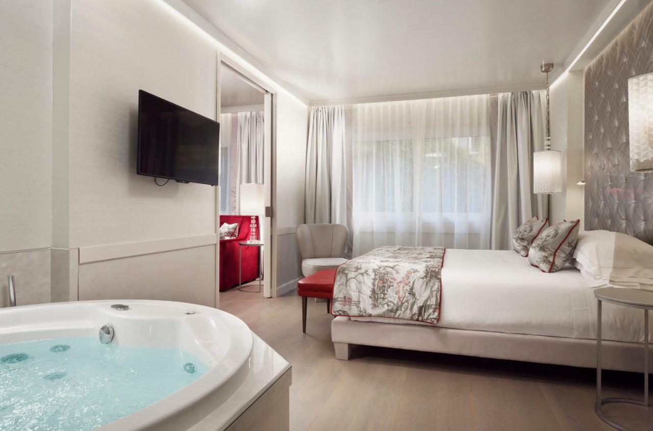 Premium Suite Jacuzzi