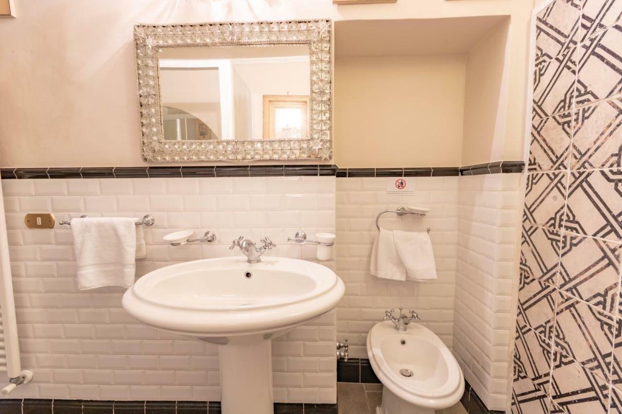 Mirror Suite