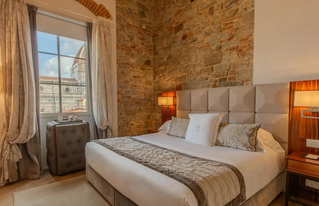 Donati Luxury Tower Suites-1