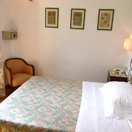 Classic Hotel-3