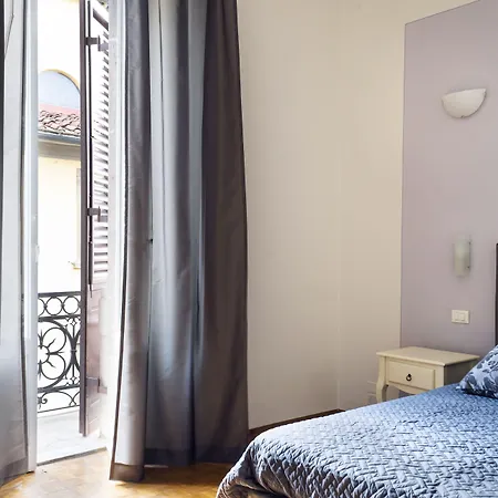 Live Florence Guest House-3