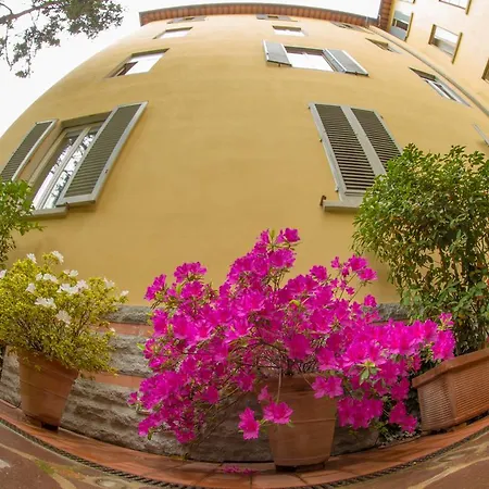 Hotel Aurora-2