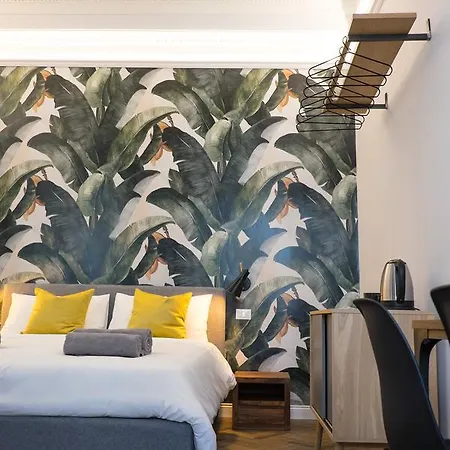 The Gallery 42 Guest House-2